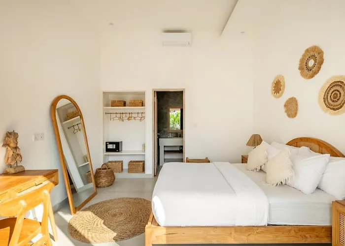 Casa Cielo By Azure Villa Canggu